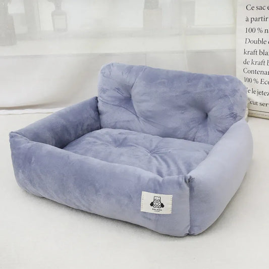 Grey and blue plaid car-mounted dog nest with stain-resistant cloth in 40x30x30cm and 55x40x30cm sizes