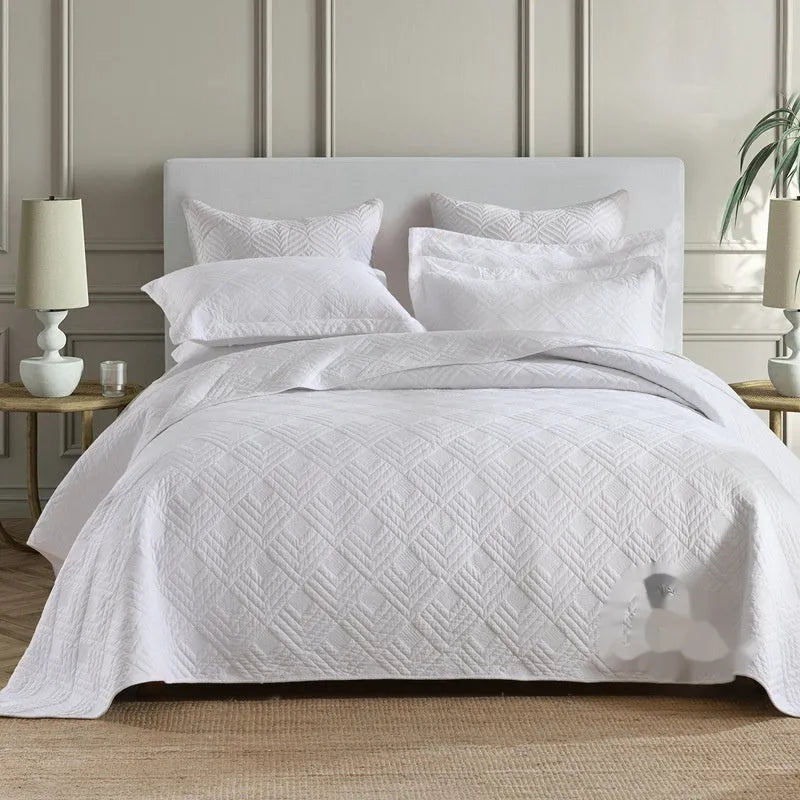 Double-sided pure cotton bed cover three-piece set with Damascus pattern in beige and yellow colour scheme