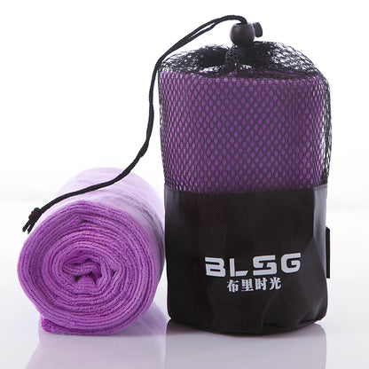 Sports towel with twistless yarn technology measuring 30x100cm in multiple colour options