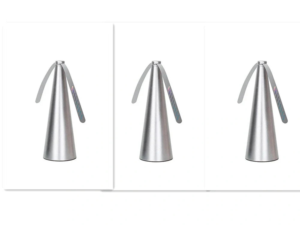 Black fly repellent fan measuring 8.2x8.2x24cm with USB cable for insect protection during meals