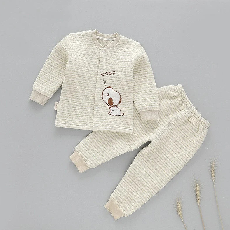 Infant warmer suit in 100% cotton with long sleeves, trousers, and buckle closure for children 66cm to 110cm tall