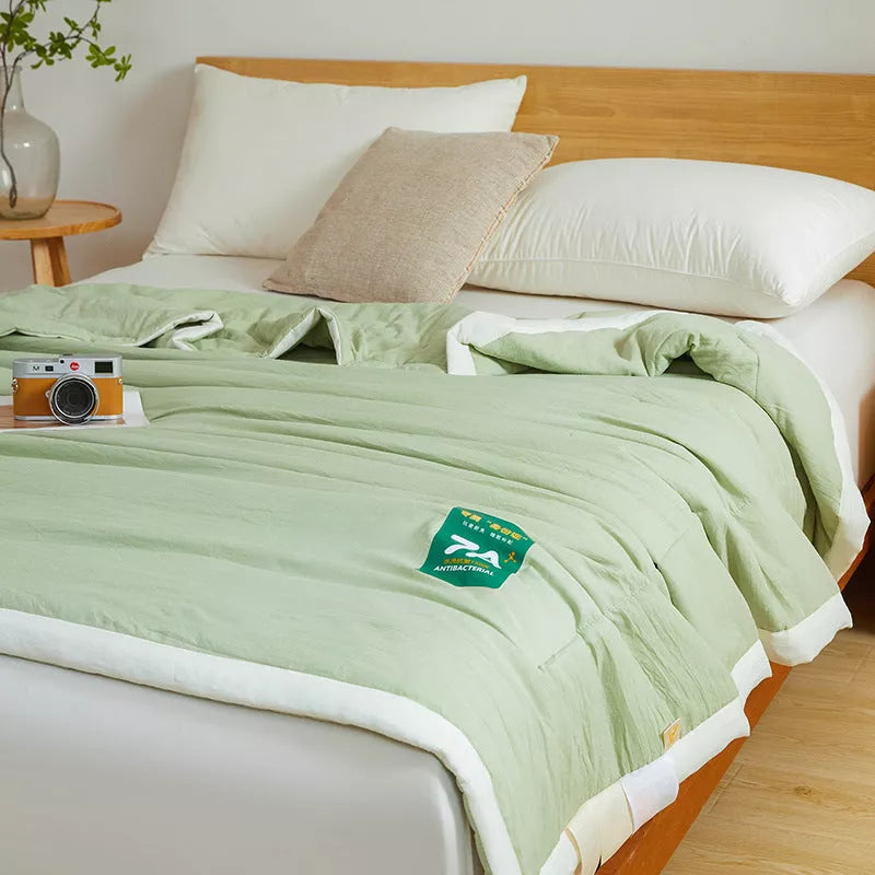 Antibacterial Raw Cotton Summer Cool Quilt with vibrant colors and soybean fiber filler