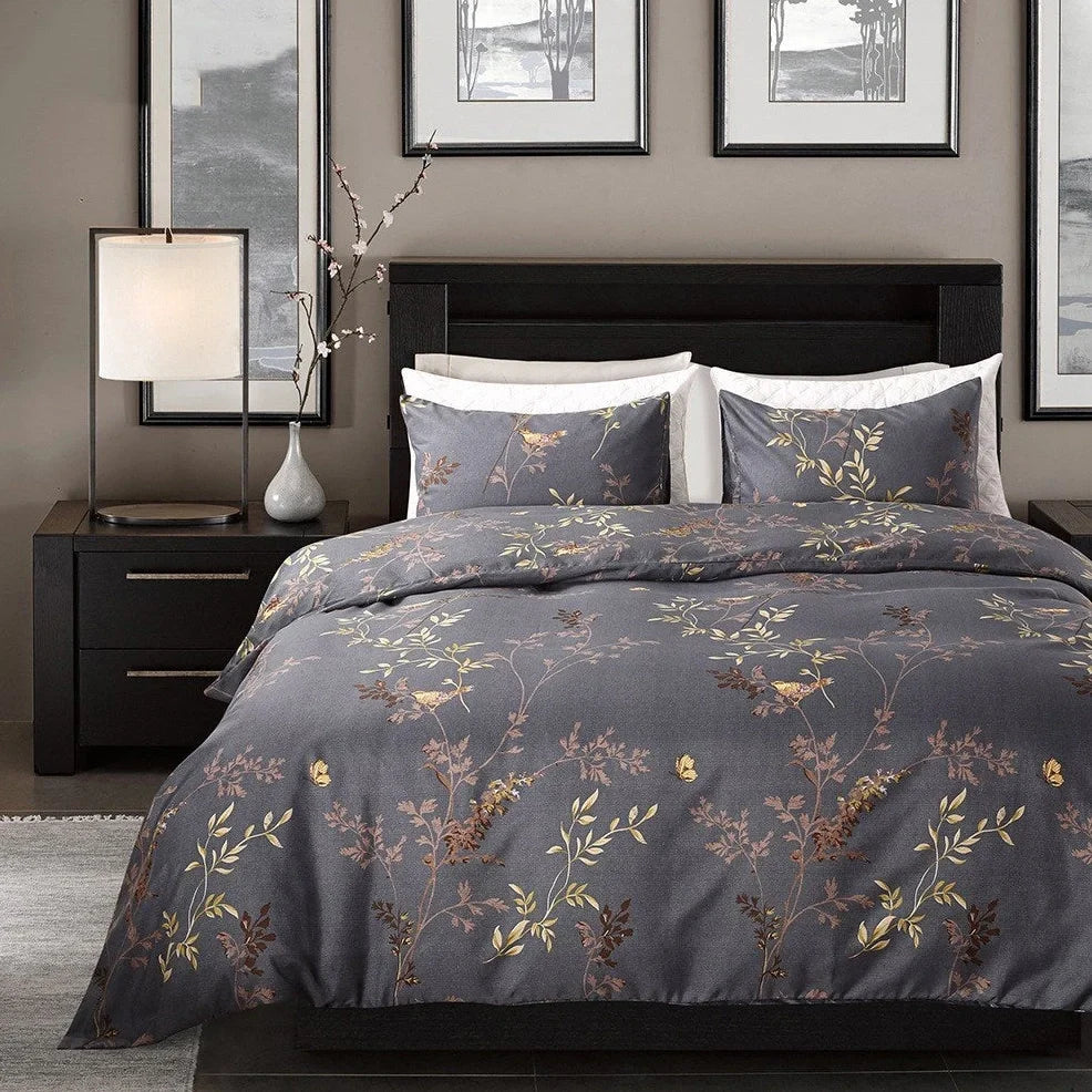 Blue geometric pattern three-piece polyester duvet cover set for double bed, 168x228cm quilt and 51x66cm pillowcases