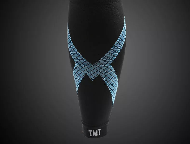 Sports compression socks with adjustable leg guard in nylon material