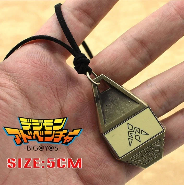 Adjustable magnetic pendant necklace with rope chain, perfect for easy wear and stylish looks