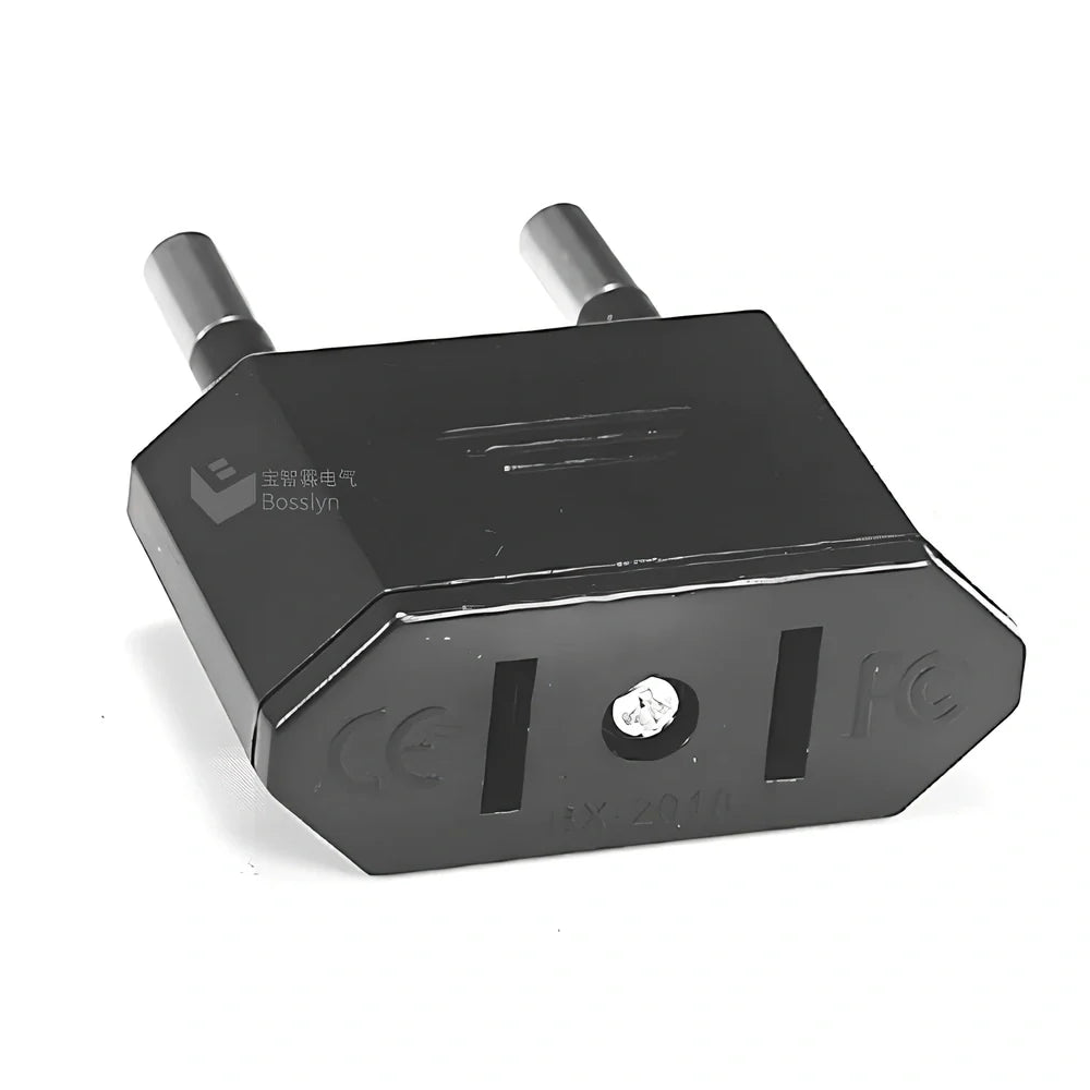 Motorised hand duster with electrostatic bristles cleaning ceiling fan blades