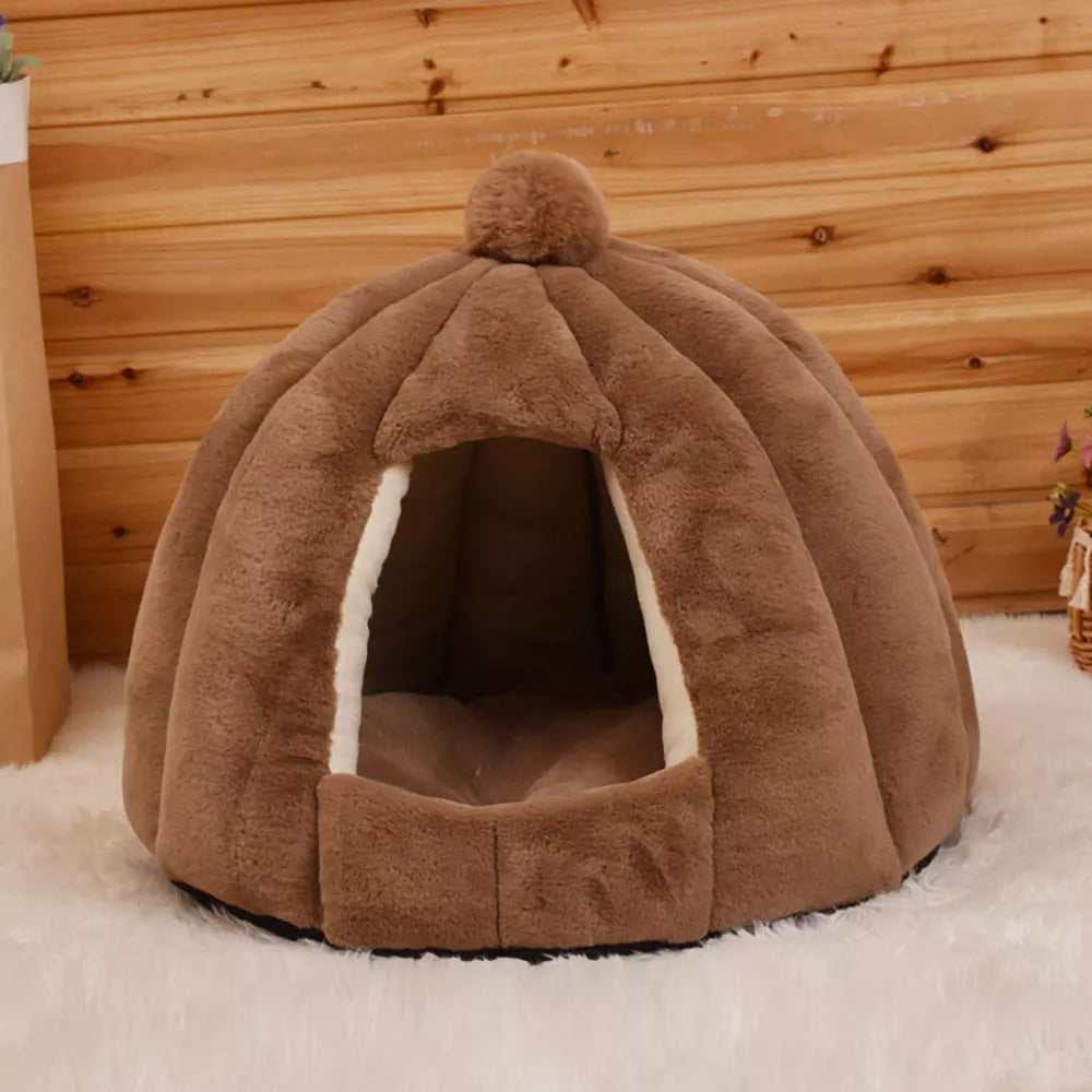 Pumpkin bag cat litter kennel in plush material, foldable design for easy storage