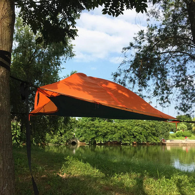 Off-ground tent with aluminum poles and Oxford cloth base for camping and hunting