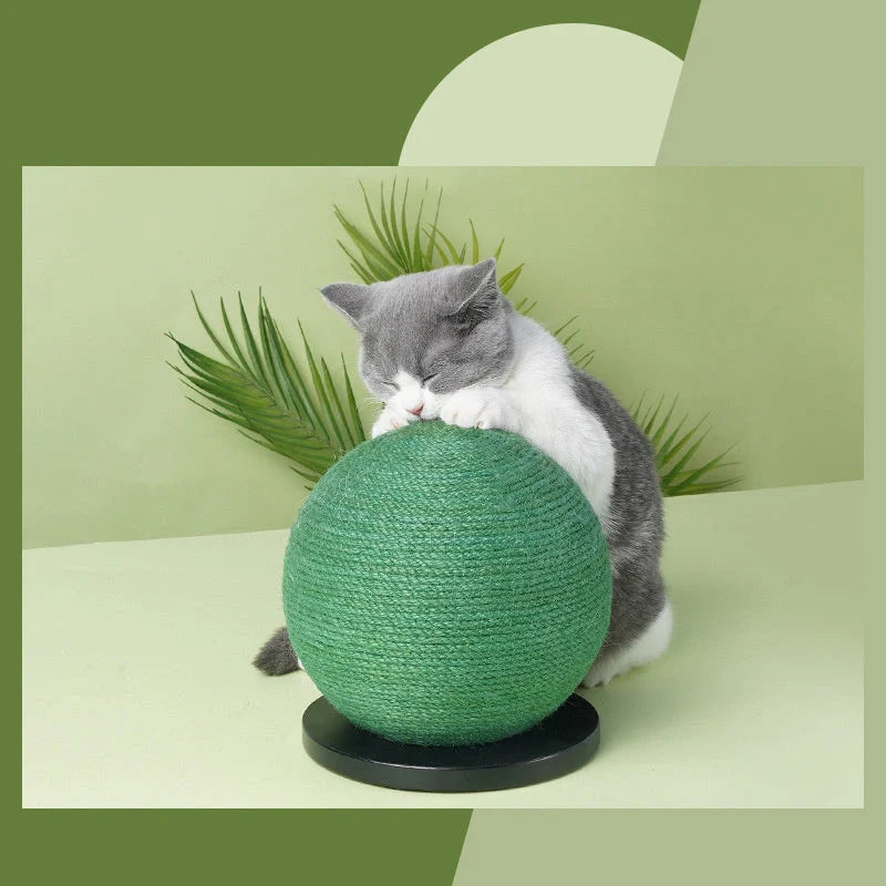 Cactus-shaped cat scratching ball with sisal rope for healthy nails and stress relief