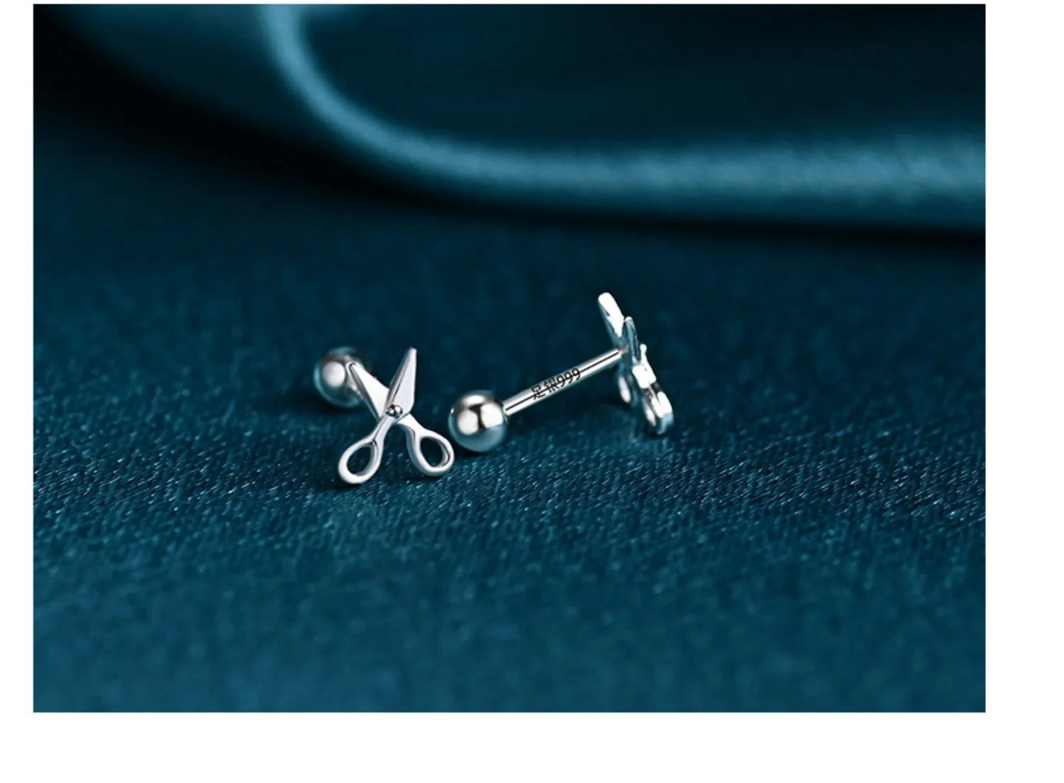 S999 pure silver screw-style earrings with miniature scissors design, 1.5 cm by 0.8 cm