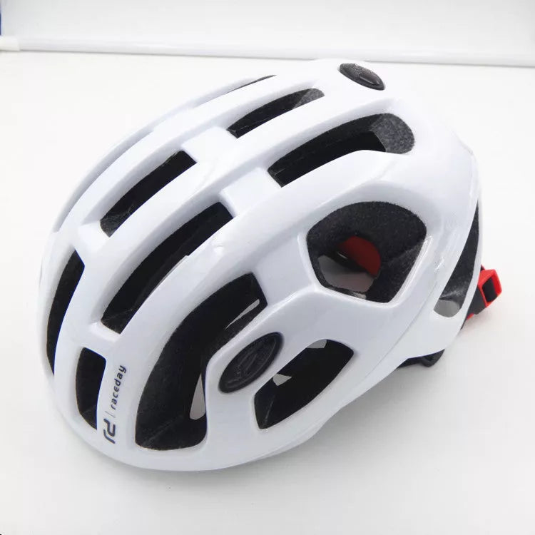 Adult bicycle helmet in vibrant colors with PC+EPS construction for safety and style