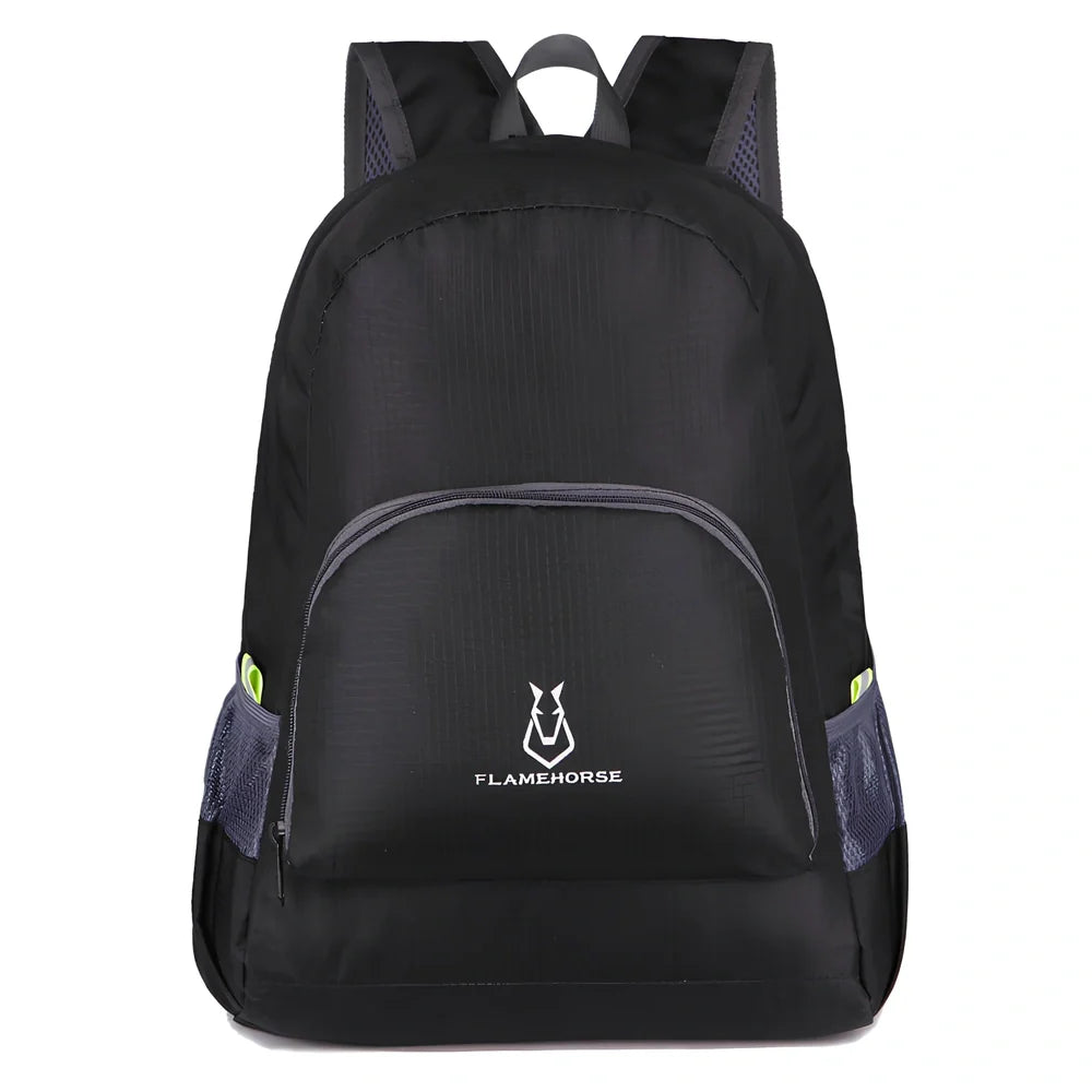 Outdoor folding double backpack in waterproof nylon with 22L capacity measuring 32x40x15cm