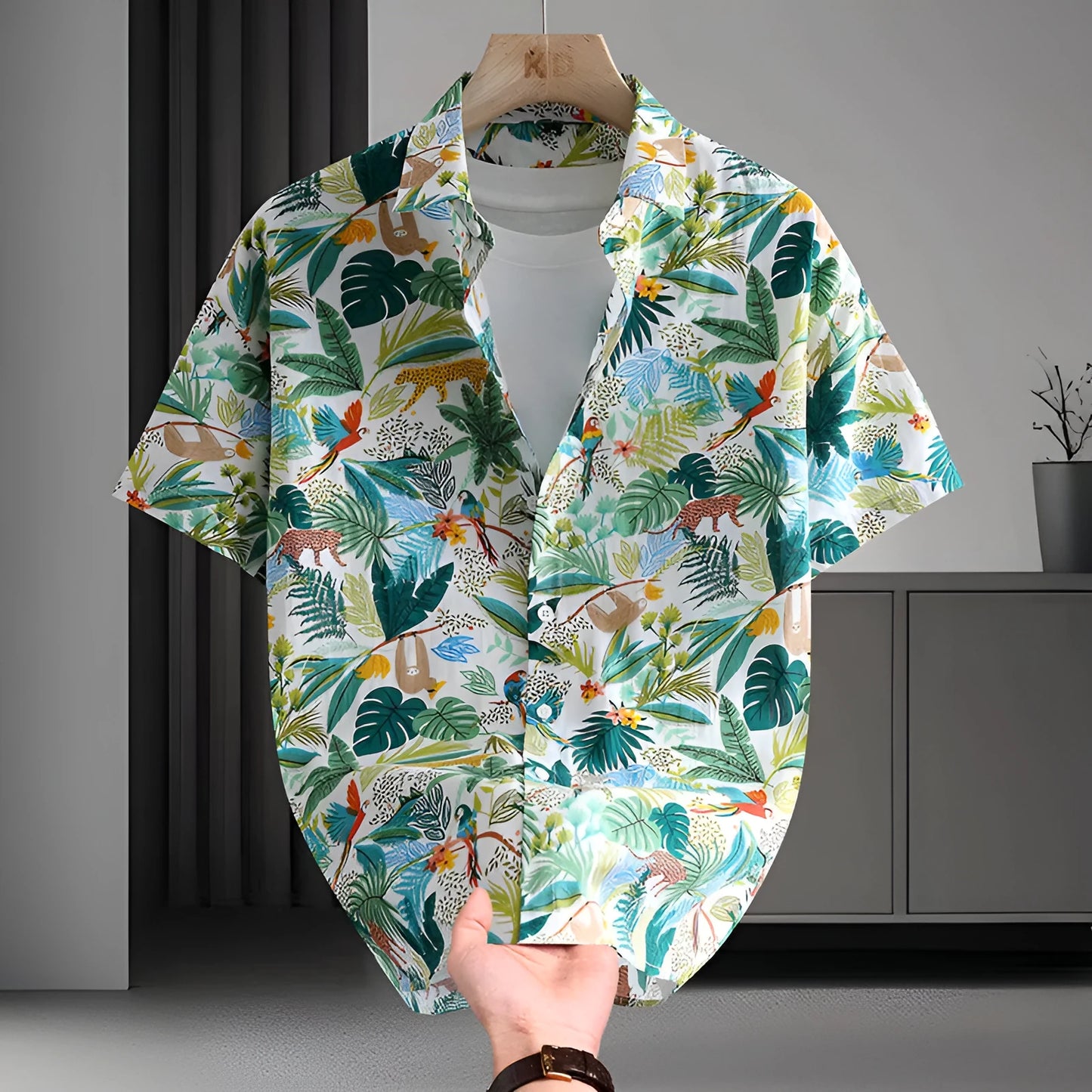 Men's floral print cotton short sleeve shirt in a casual Hawaiian style.