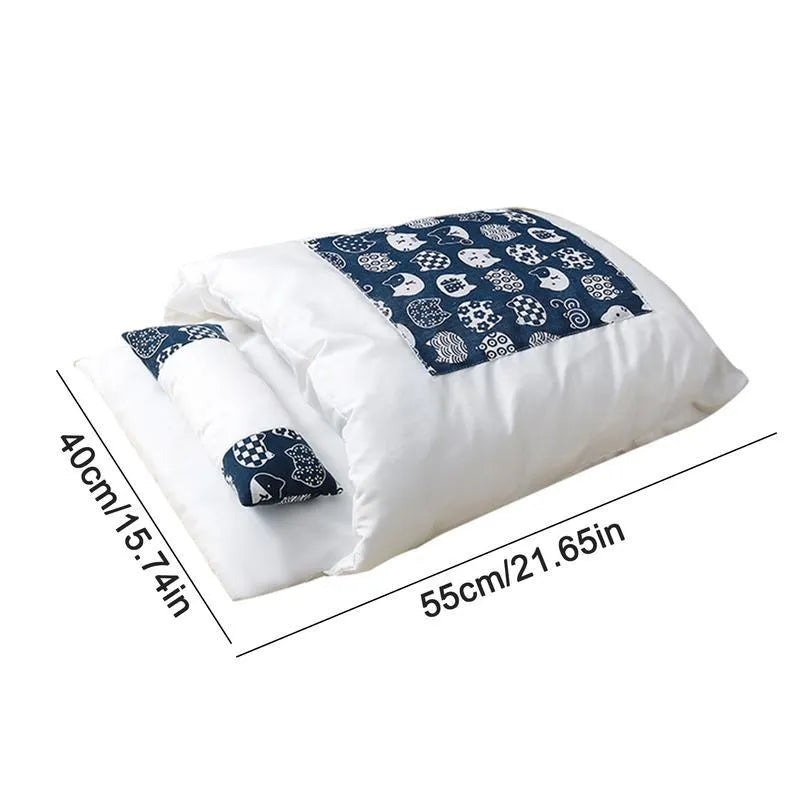 Removable winter sleeping bag bed for cats and dogs with pillow, shown in multiple sizes.