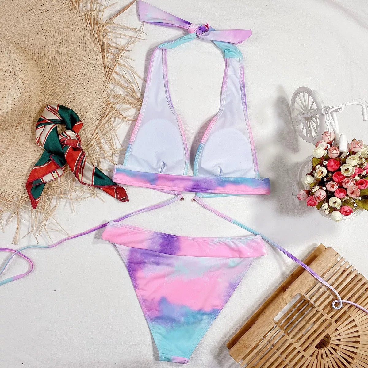 Tie-dye nylon bikini with quick-dry feature and high elasticity for a perfect fit