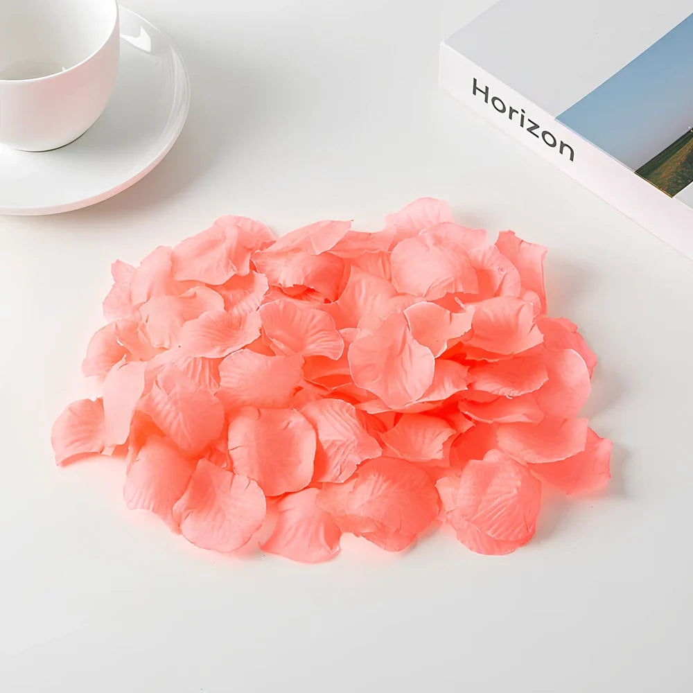 Pack of 100 high-quality silk simulated rose petals, 5cm size, in colours like rose red for wedding room scenes