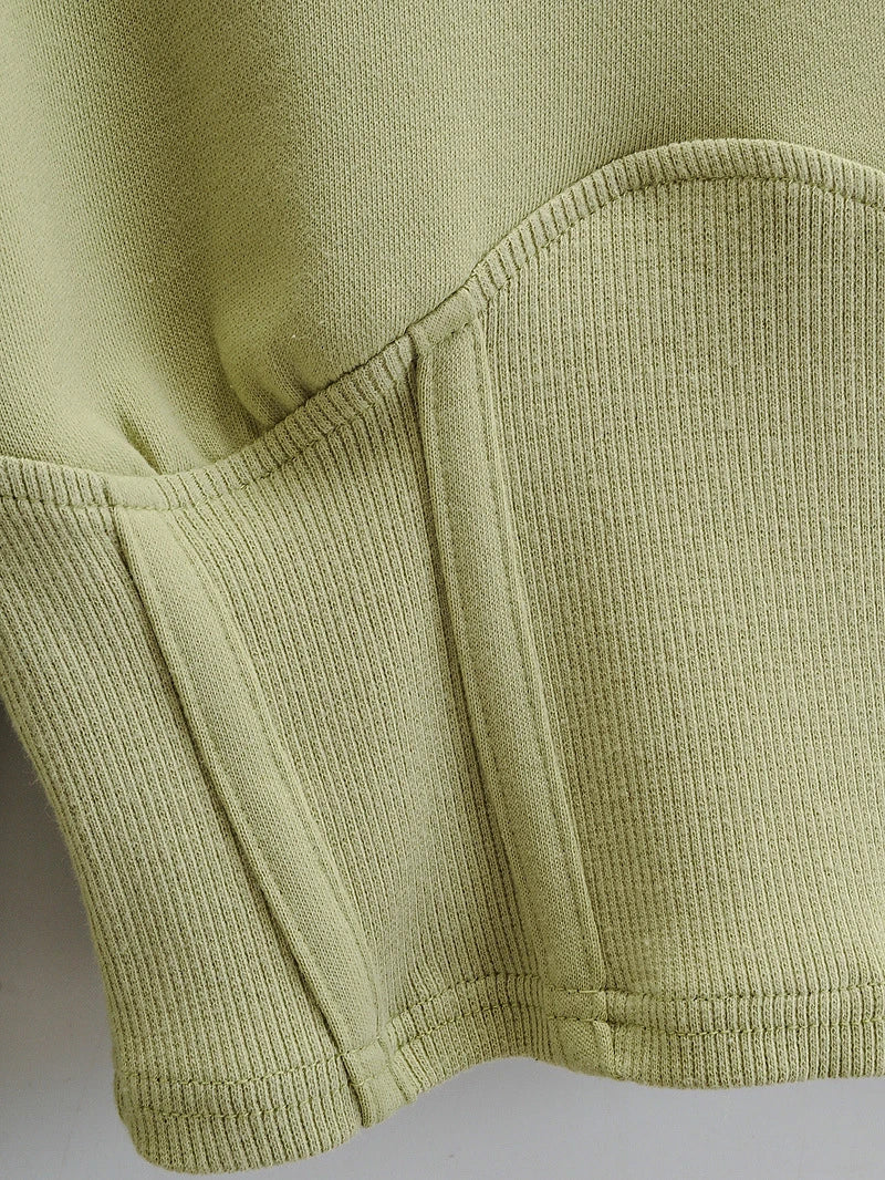 Stylish and comfortable European and American slim-fitting hooded sweater in various colors