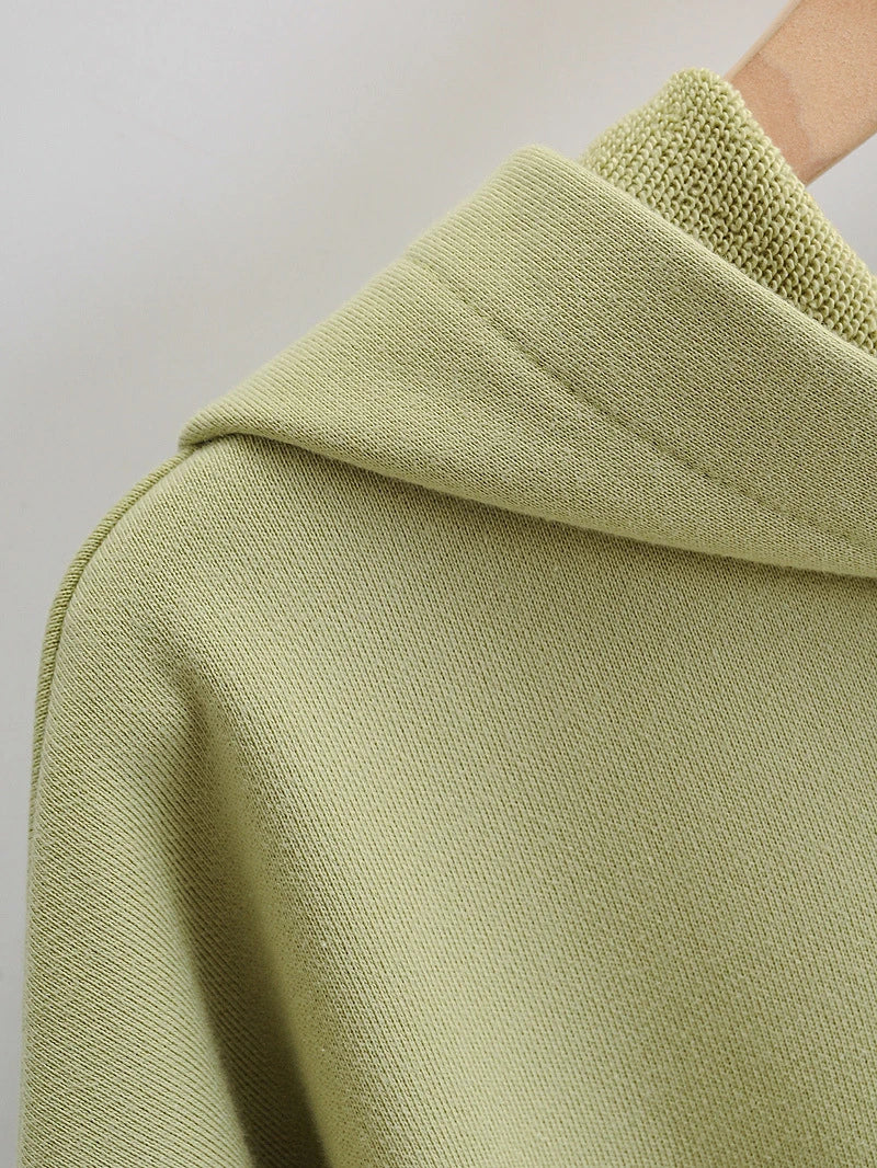 Stylish and comfortable European and American slim-fitting hooded sweater in various colors