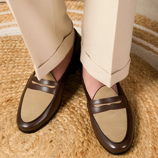Coffee grey suede leather loafers with rubber sole and kick closure in British style