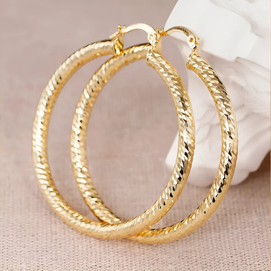 Geometric drop-shaped ear clip earrings with electroplated finish in various colours