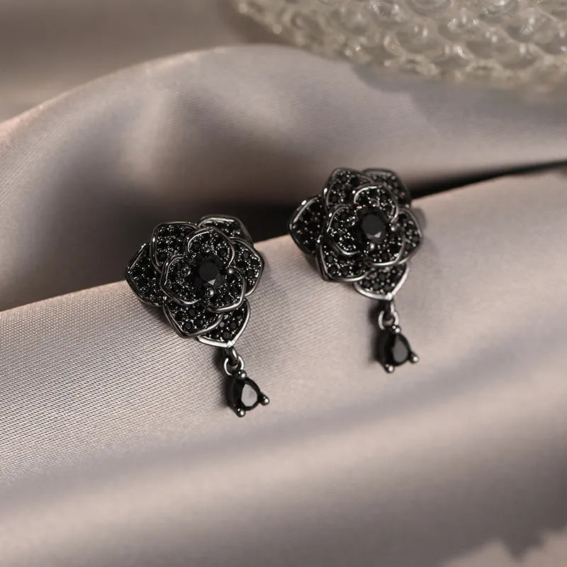 Black rose flower-shaped stud earrings with zircon inlay on gold-plated copper