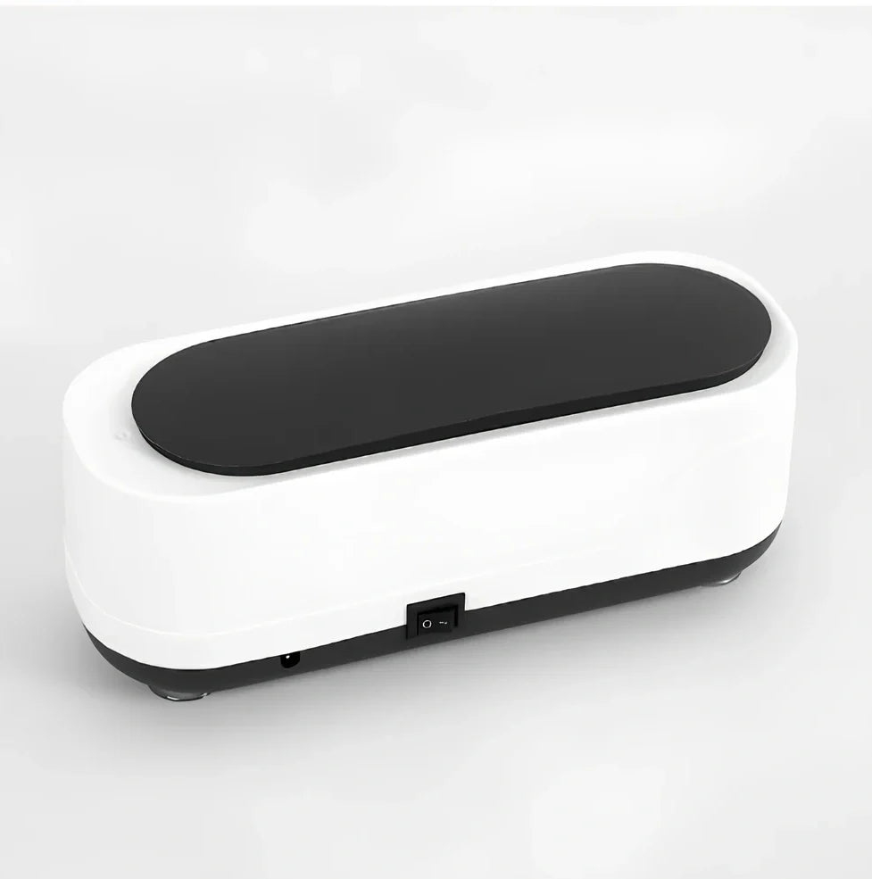 White ultrasonic glasses cleaner with 152mm chamber for cleaning eyewear and small items