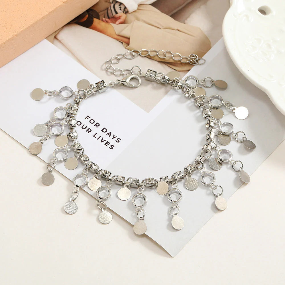 Stylish gold and silver women's beach anklet with geometric design
