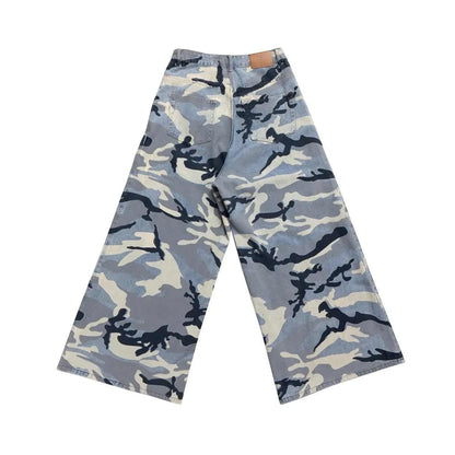Snow camouflage blue jeans with mid-waist design and loose fit, showing micro-elastic denim fabric