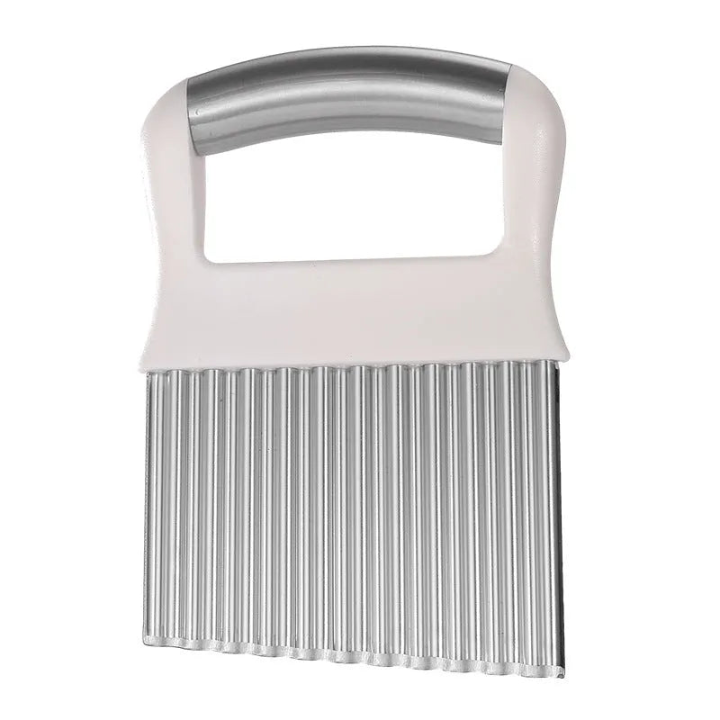 Stainless steel potato wave knife measuring 14x9cm with 8mm crinkle pattern for cutting uniform chips