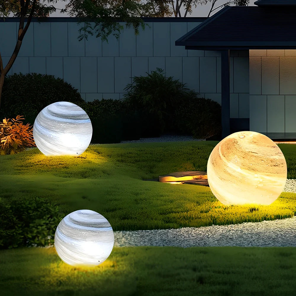 Solar-powered garden lamp in coffee colour with die-cast aluminium and crystal construction, 30cm height