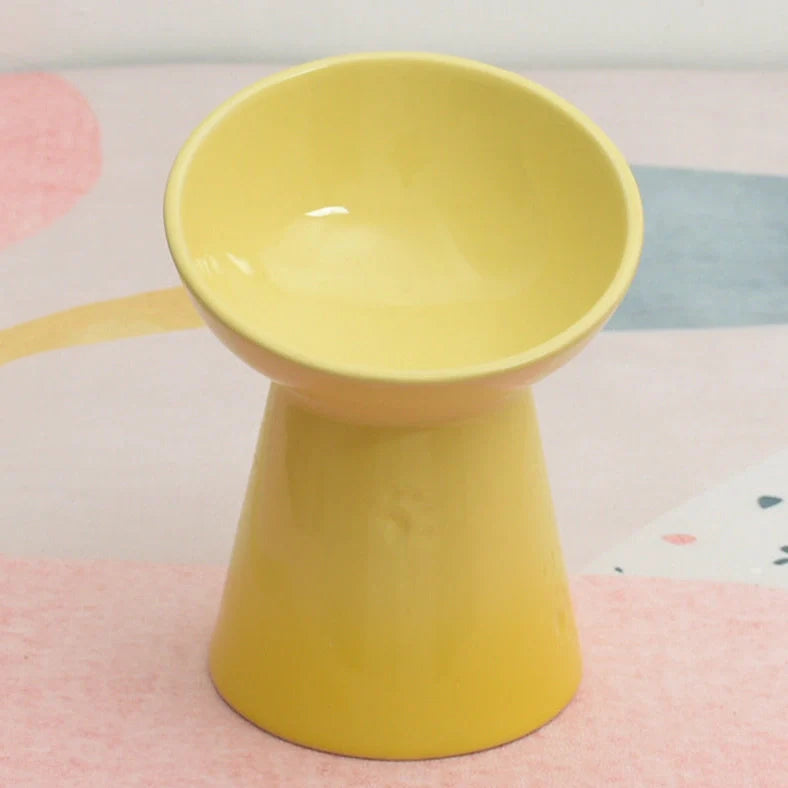 White ceramic pet bowl with high foot neck protector showing 15cm diameter and 8cm height measurement