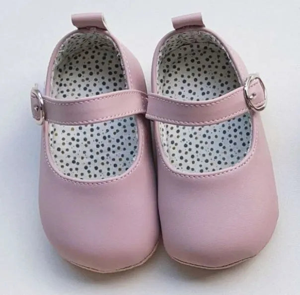 Baby girl toddler shoes with Velcro fastening, artificial PU upper, low top shape, available in five colours