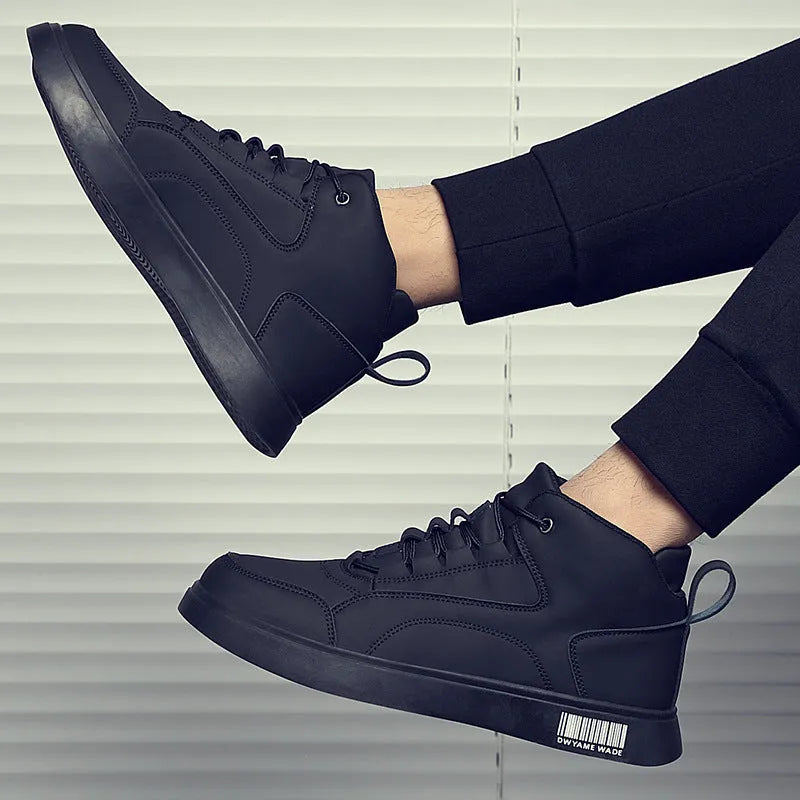 White mid-top sports board shoes for men with round toe, flat 1-3cm heel, and rubber sole