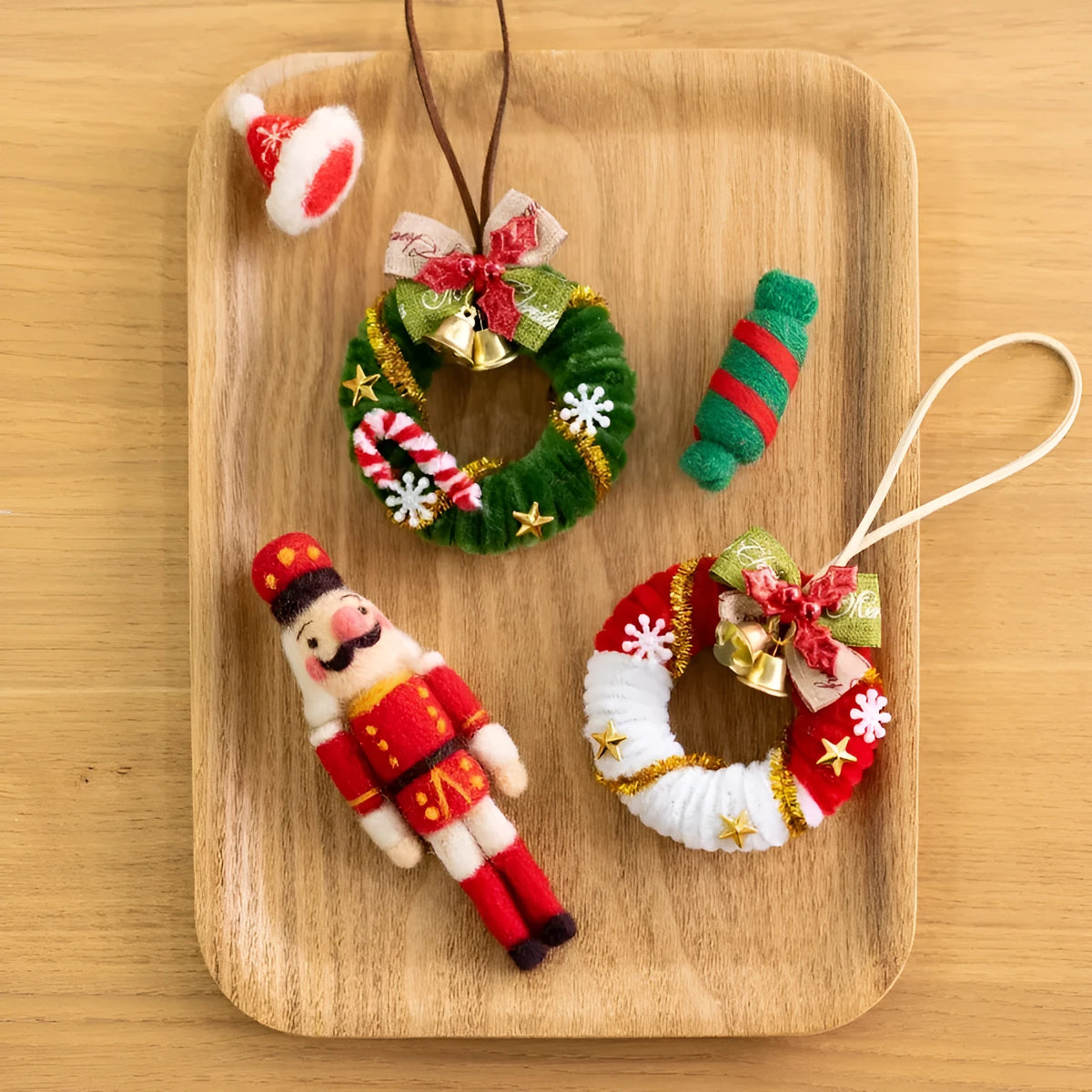 DIY felt Christmas tree braided stick material package for an 8cm flower wreath in Christmas wreath colours