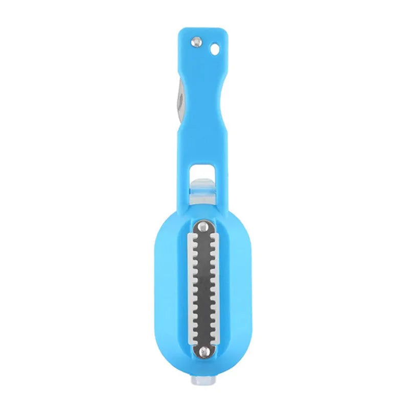 Fish scaler with fish-shaped handle and integrated scale cover for kitchen fish preparation