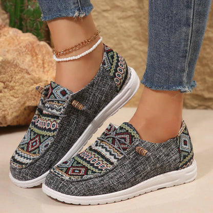 Women's black round toe flat shoes with low-top design and elasticated oversleeves