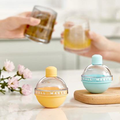 Food grade silicone ice ball mold for whiskey, creating 6CM spherical ice cubes