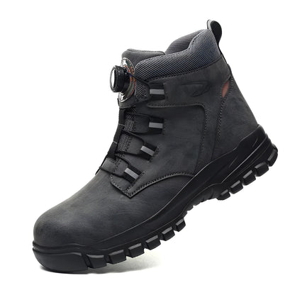 Black lightweight labour protection shoes with leather upper and rubber sole, showing anti-smash and anti-puncture design.