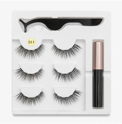 Magnetic false eyelashes for a voluminous, natural look without glue.