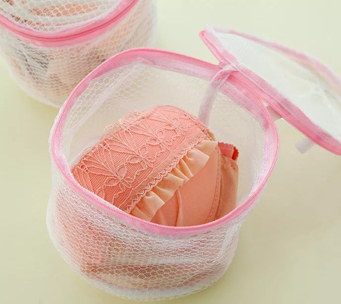 Pink anti-deformation washing storage bag for laundry protection