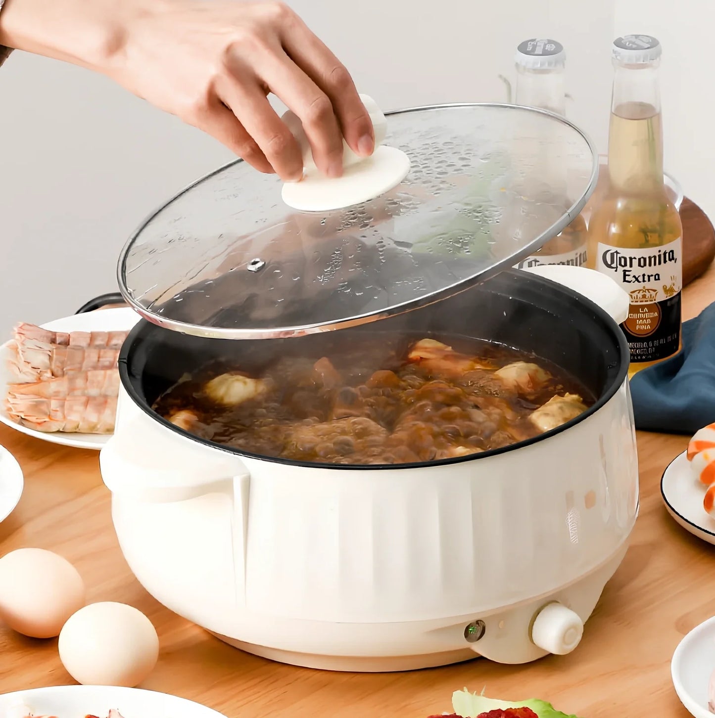 Beige 1.7L electric cooker with 20cm pot and steamer, 400W/800W power for household boiling