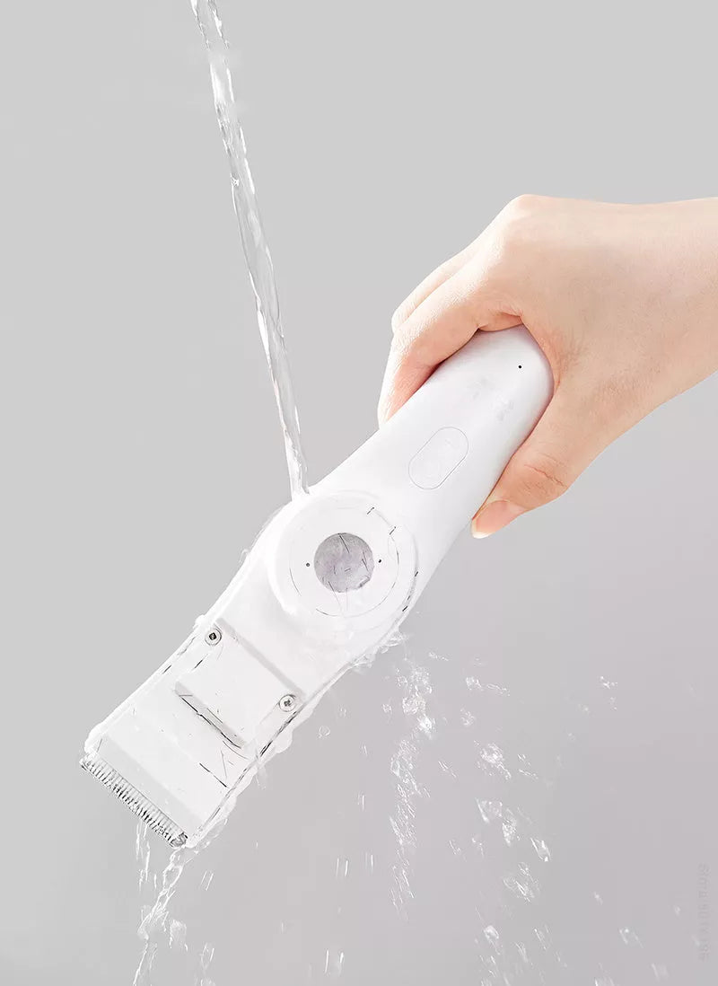 Automatic vacuum hair trimmer for babies with USB charging, blue and white options