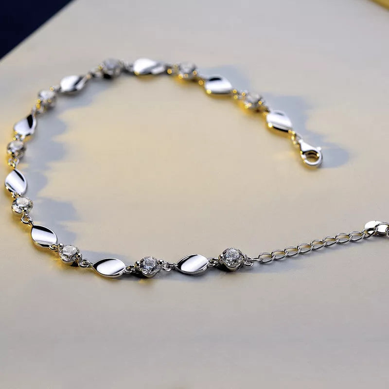 Jane Eyre diamond-encrusted 925 sterling silver bracelet with adjustable chain