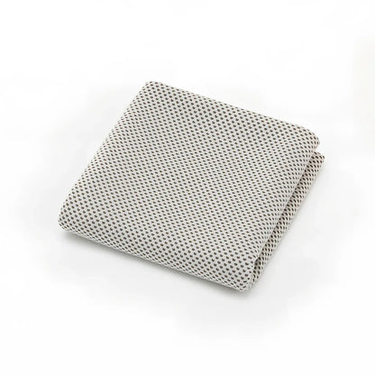 30x100cm sports cooling towel showing gray color with physical evaporation technology for instant cooling