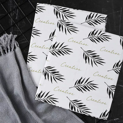 Kitchen oil splatter screen made of aluminum foil, foldable design, heat and oil proof