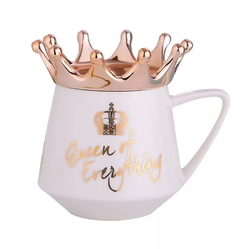 Crown Creative Mug with Christmas theme, ceramic body, and wooden accents