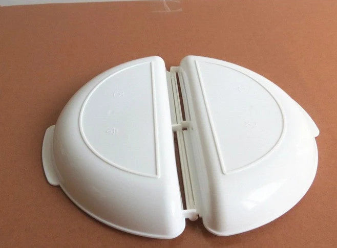 Non-toxic PP microwave oven egg tray for quick steamed eggs, white color, 11.5*21*5CM