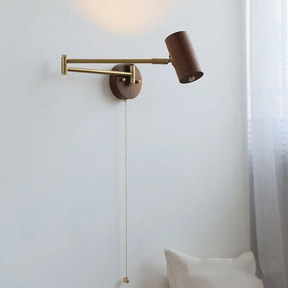 Vintage style wall lamp with rotating long arm and wood finish