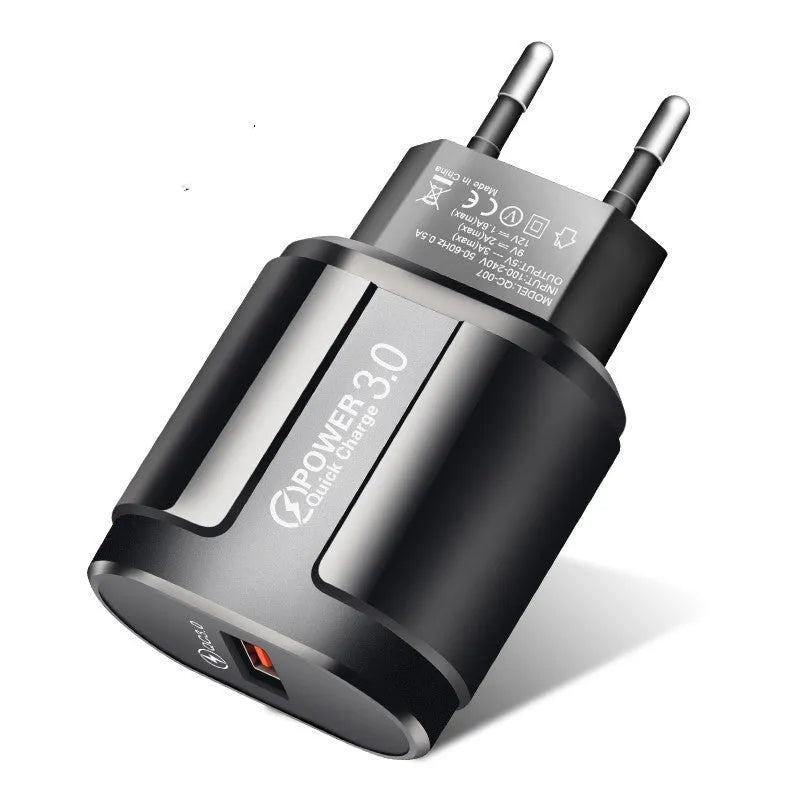 Smart mobile phone charger in black or white with compact 20mm × 40mm × 65mm dimensions showing international plug options