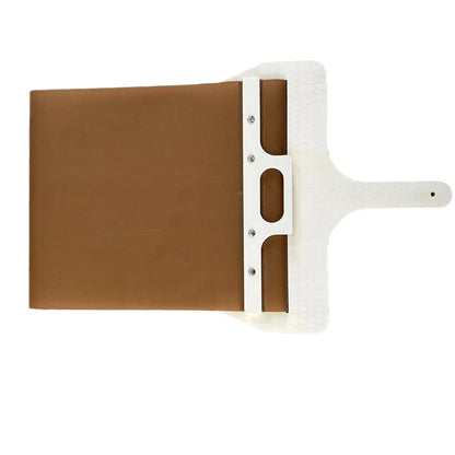 Premium natural wood pizza peel with large surface area for easy transfer of pizzas, cakes, and breads from oven to table